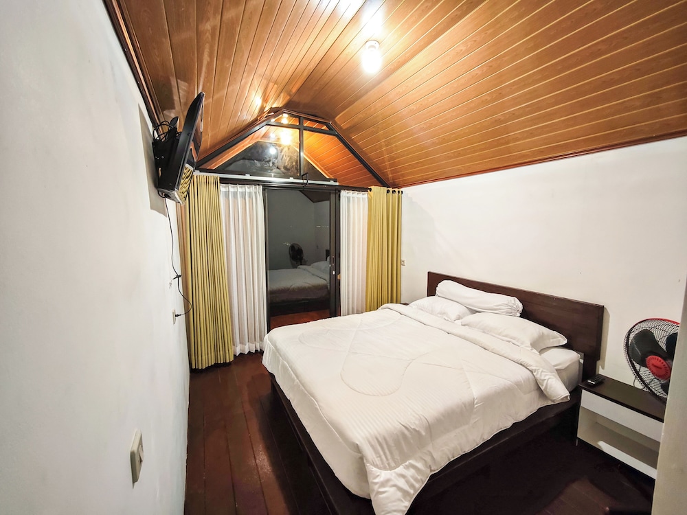 Royal Indah Cabin
