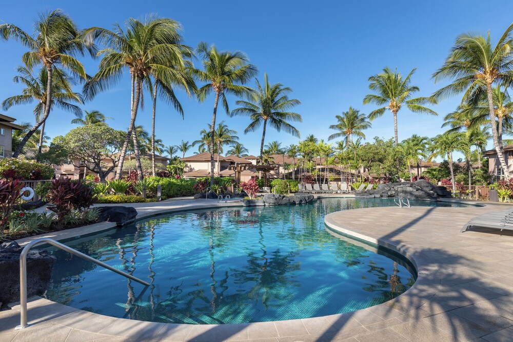 Beautiful Resort - AC - Walk to Beach & Restaurants - Vrkcv