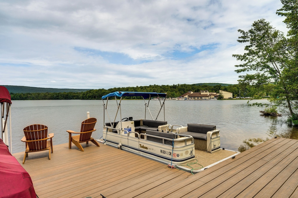 Dock & Hot Tub: Scenic Beech Mountain Lakes Gem!
