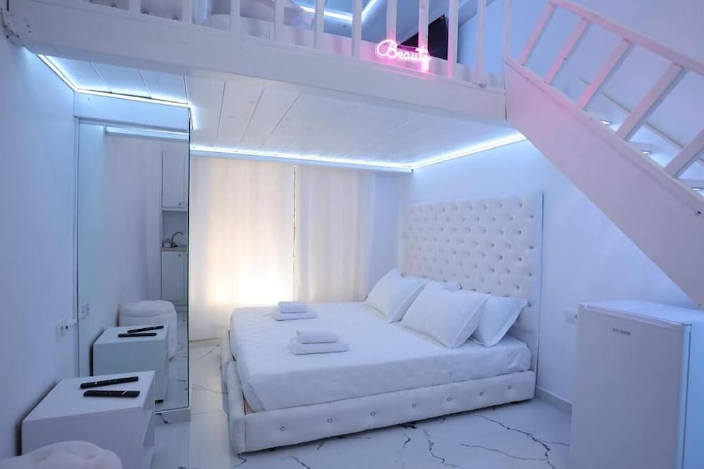 Romance Apartment