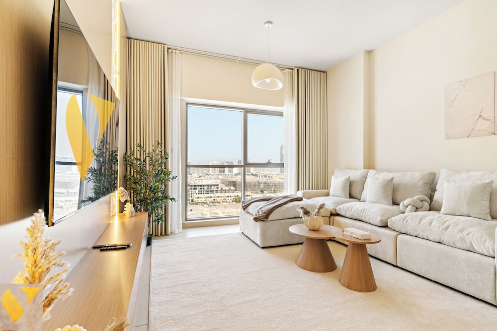 Jeewar JVC near Circle Mall rooftop Pool