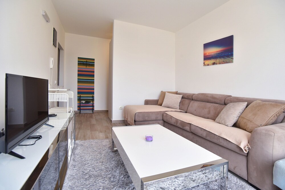 Studio Flat 5 min to Plaza Skalista in Ulcinj view 2