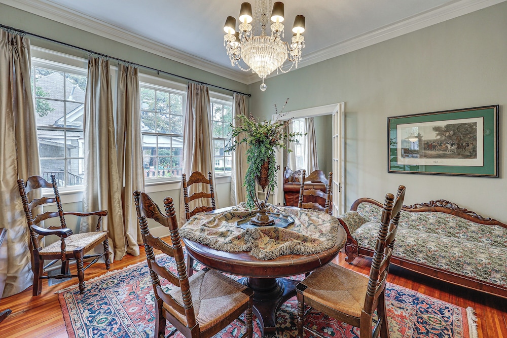 Walk to Dtwn Texarkana: Central Historic Home, photo 26