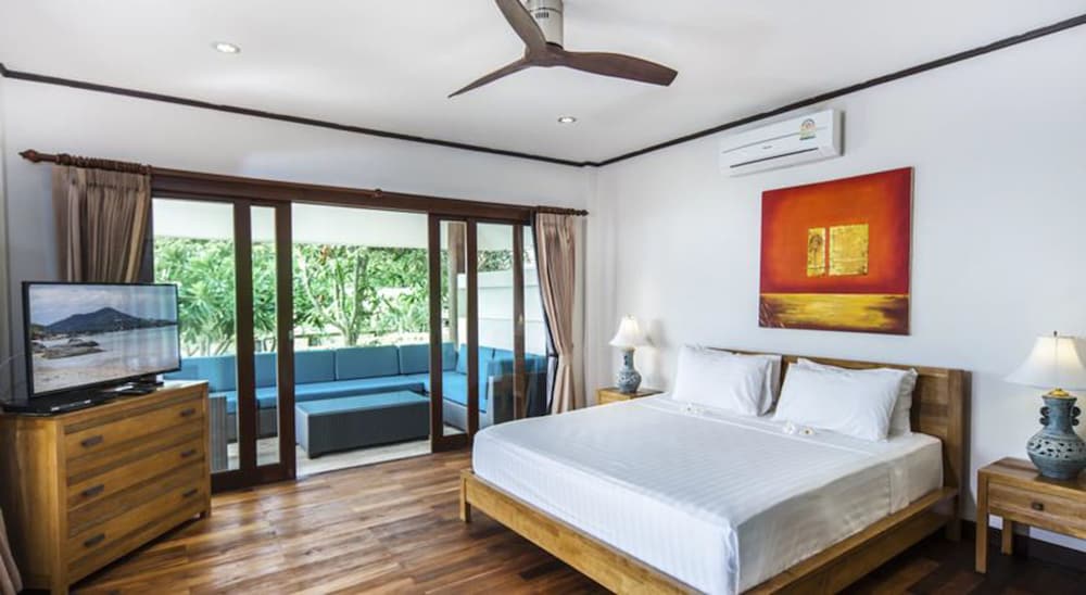Idyllic Samui Beach Villa Resort