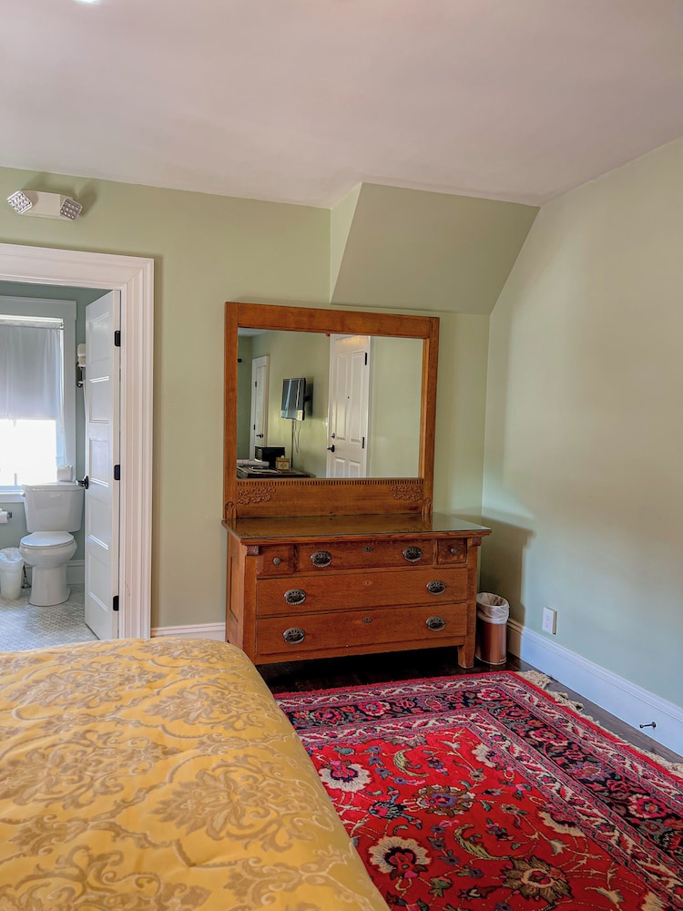 Samuel Sewall Inn