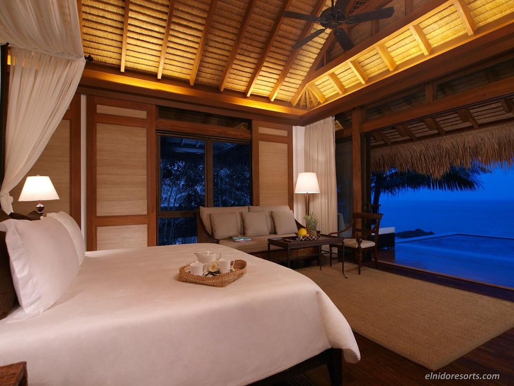 Pangulasian Island Resort