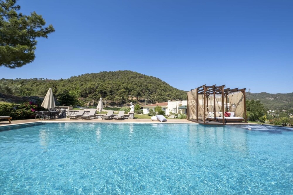 Greenery Home With Shared Pool in Marmaris view 3