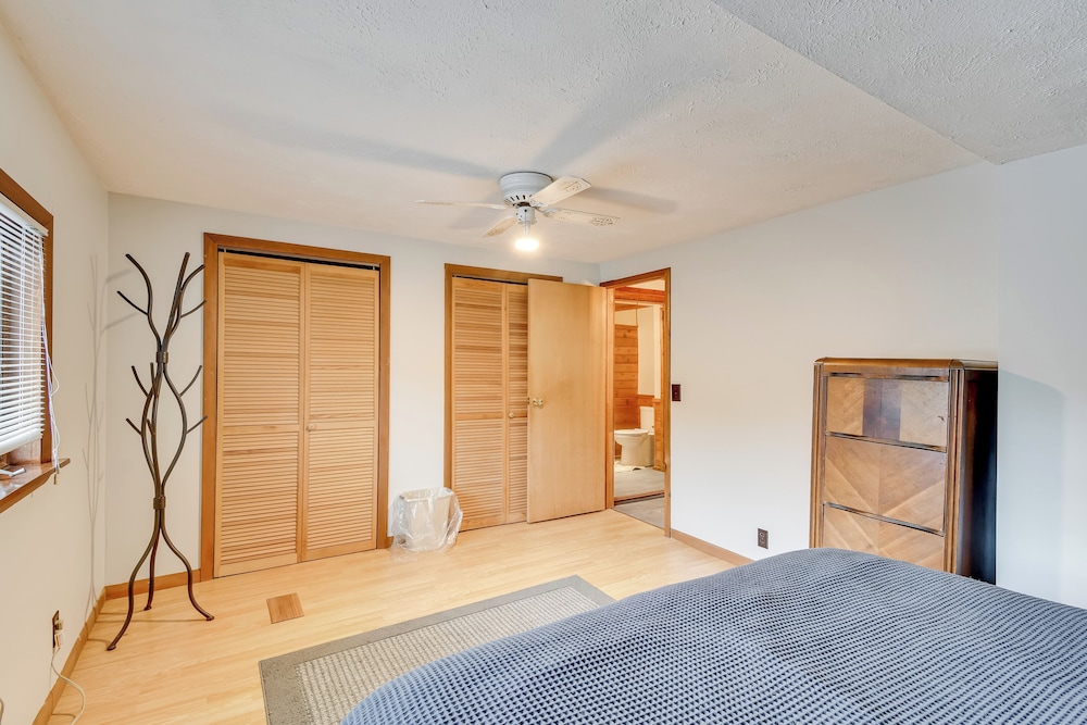 Fishing Pond & Spacious Yard: Quiet Home in Sodus!