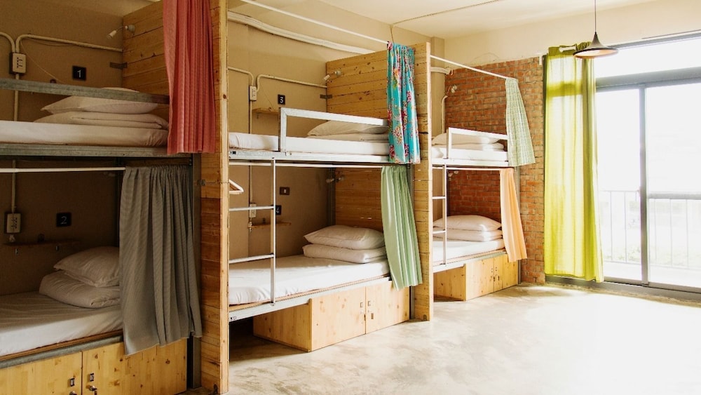 Lane62 Hostel