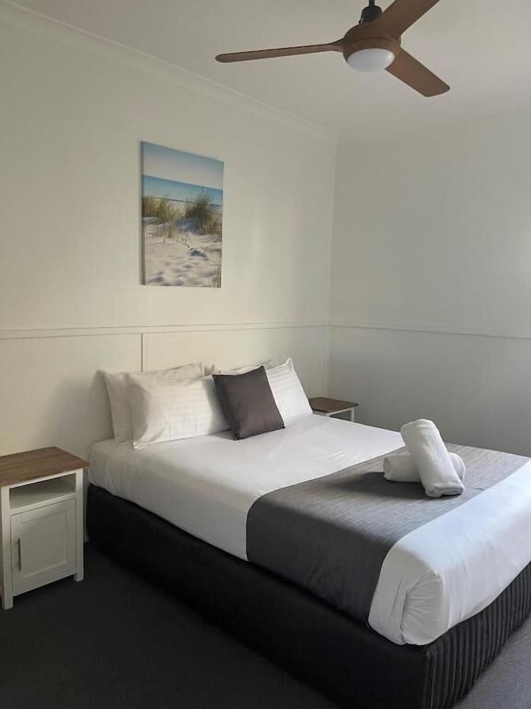 Busselton Jetty Chalets