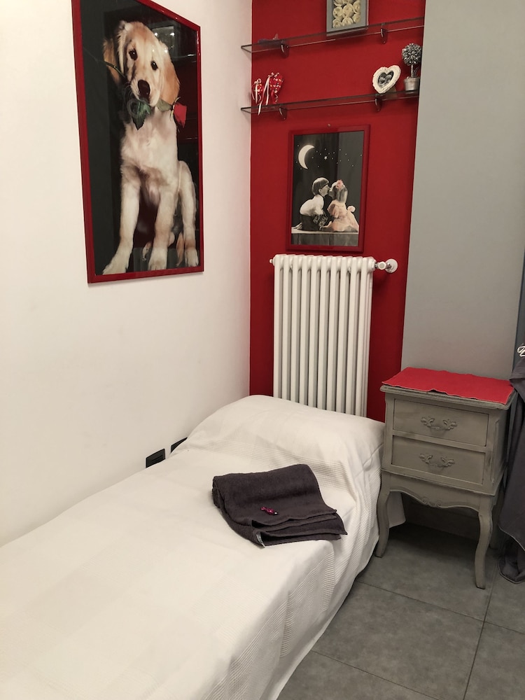 Appartamento Vista Lago Red & Grey