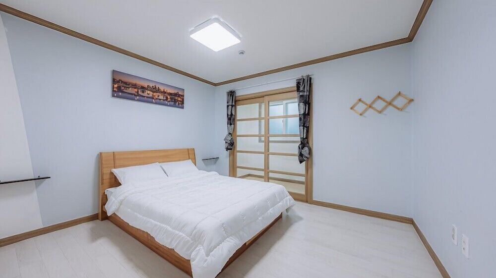 Geoje Swim Pension view 4