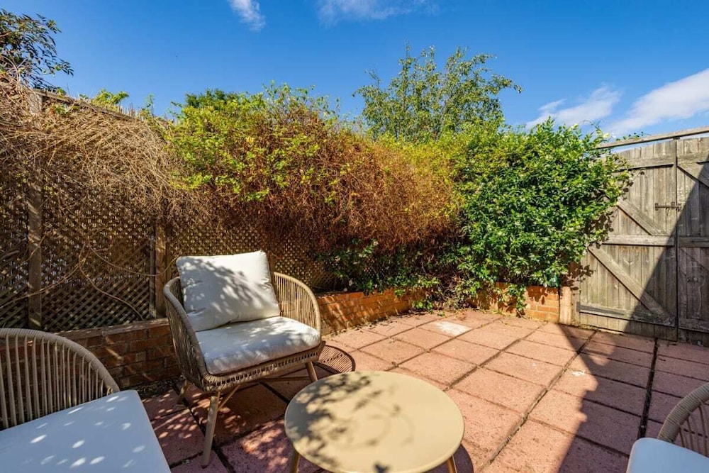 outdoor bbq area