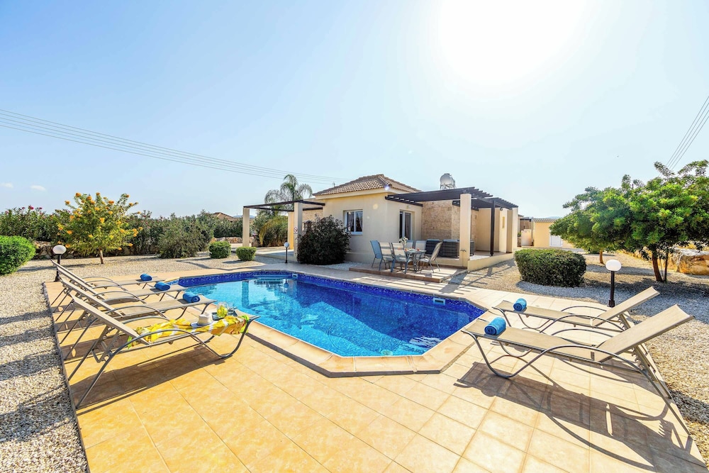 Villa Orange Tree
