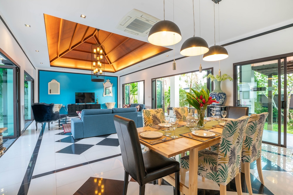 Jewels Villas Phuket