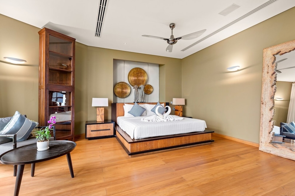 Villa Skyfall