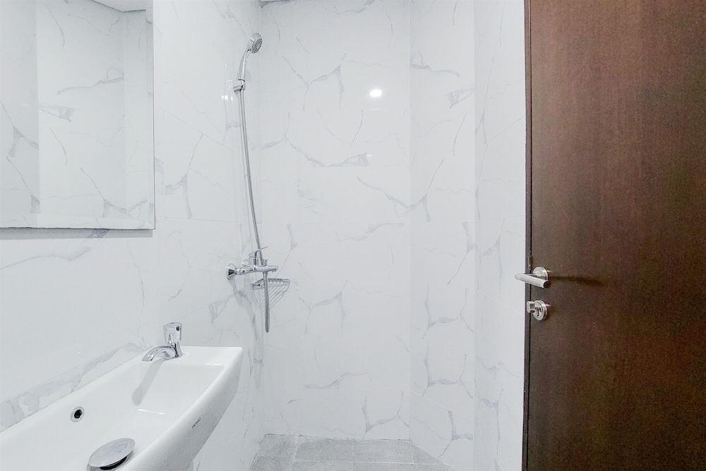 Cozy Living And Nice Studio At Pacific Garden Alam Sutera Apartment