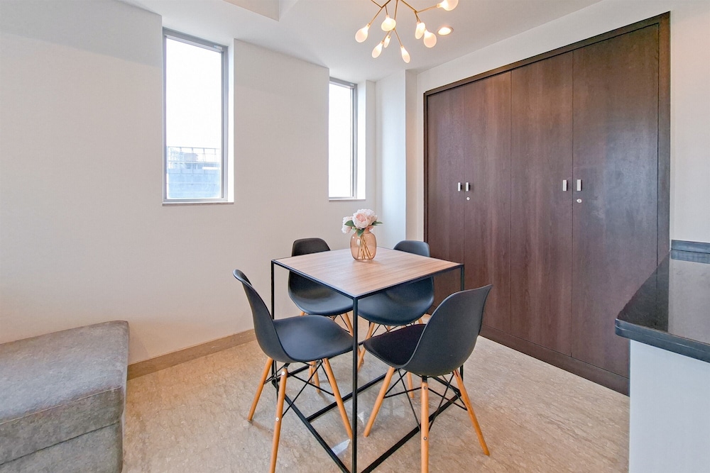 Modern Contemporary Cozy 2Br At Branz Bsd City Apartment