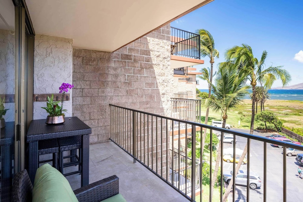 Hotel Endless & Elegant Vistas - Image 1