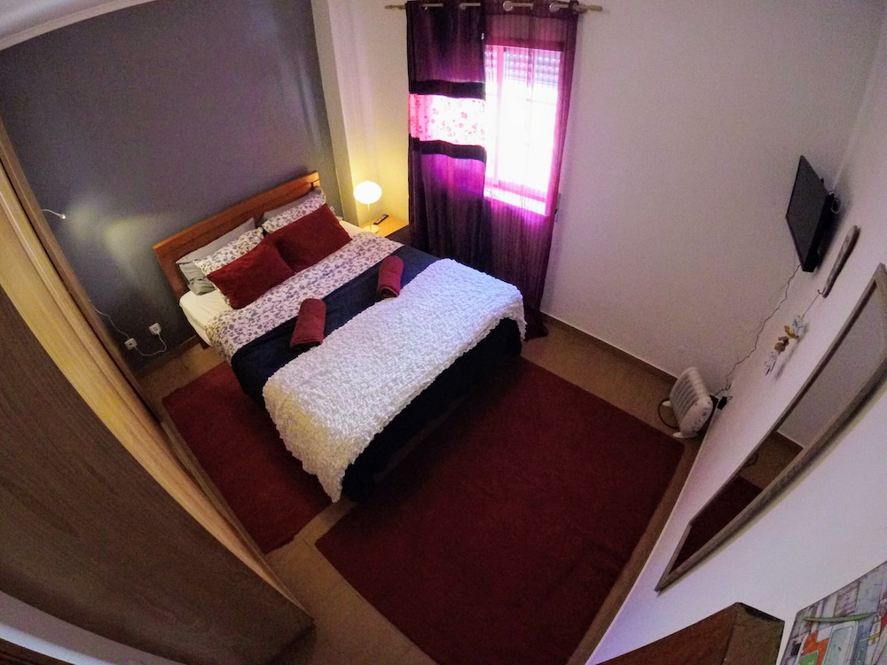 Peniche Surf Lodge - Hostel
