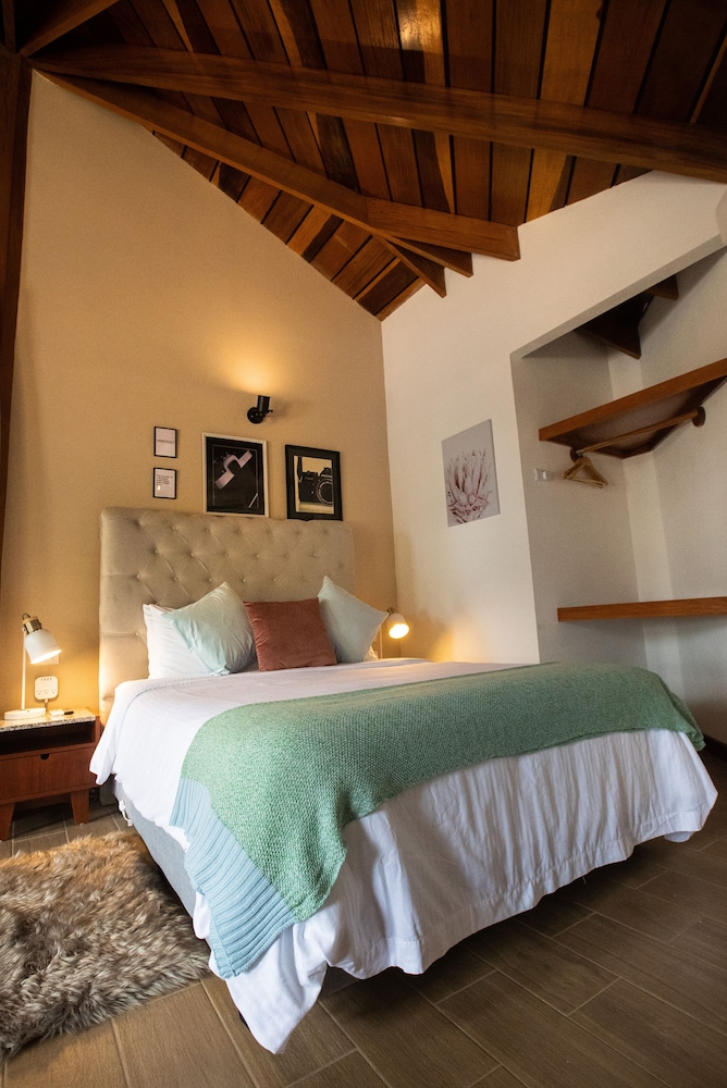 Camino Verde Bed & Breakfast
