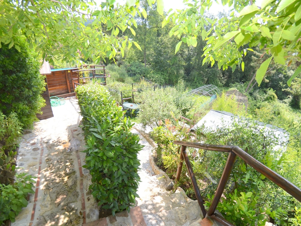 Photo 13