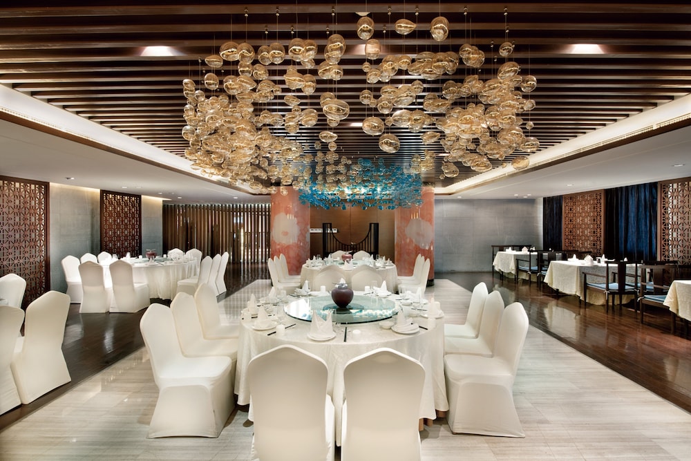 Crowne Plaza Yading by IHG