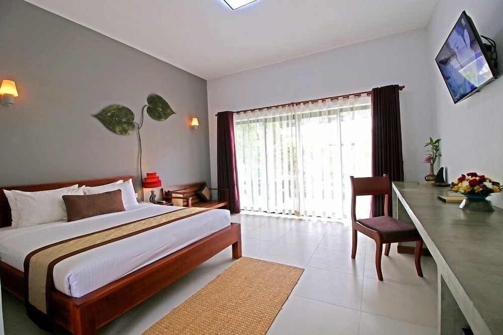 Crystal Hotel view 4