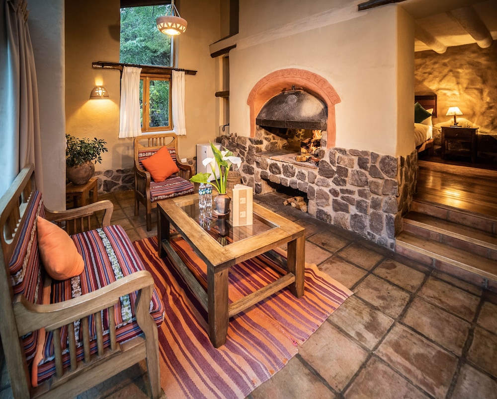Sacred Dreams Lodge