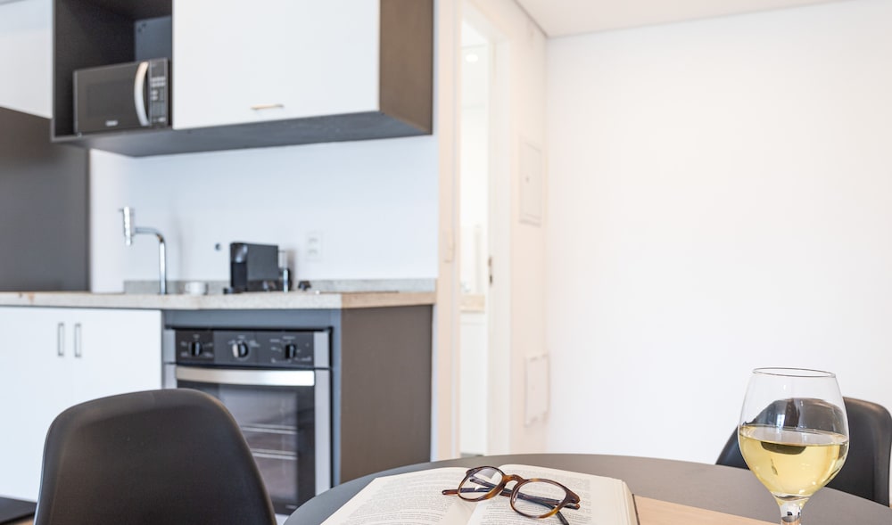 Setin Downtown Genebra by Viva - Apartamentos completos na Bela Vista com piscina