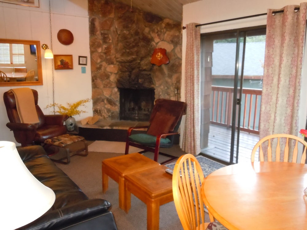 Snow Summit Townhouse Rentals & Sales