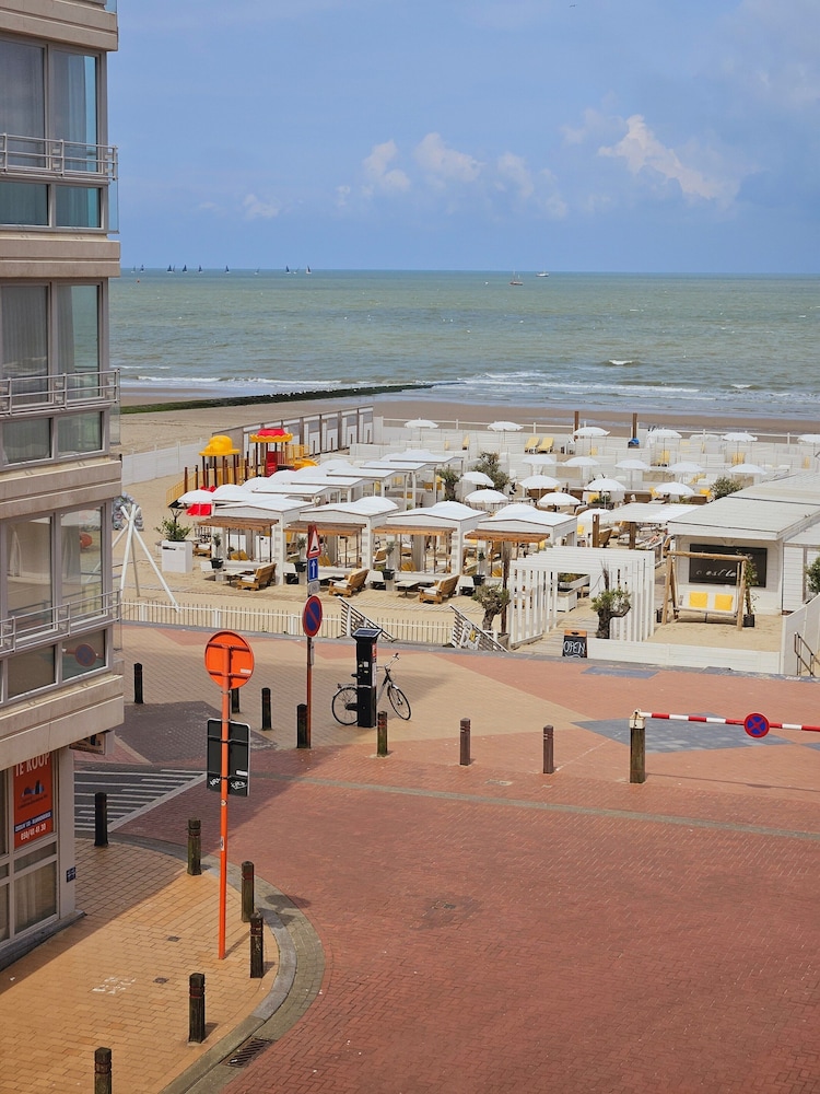 Apartment in Blankenberge Near the Beach