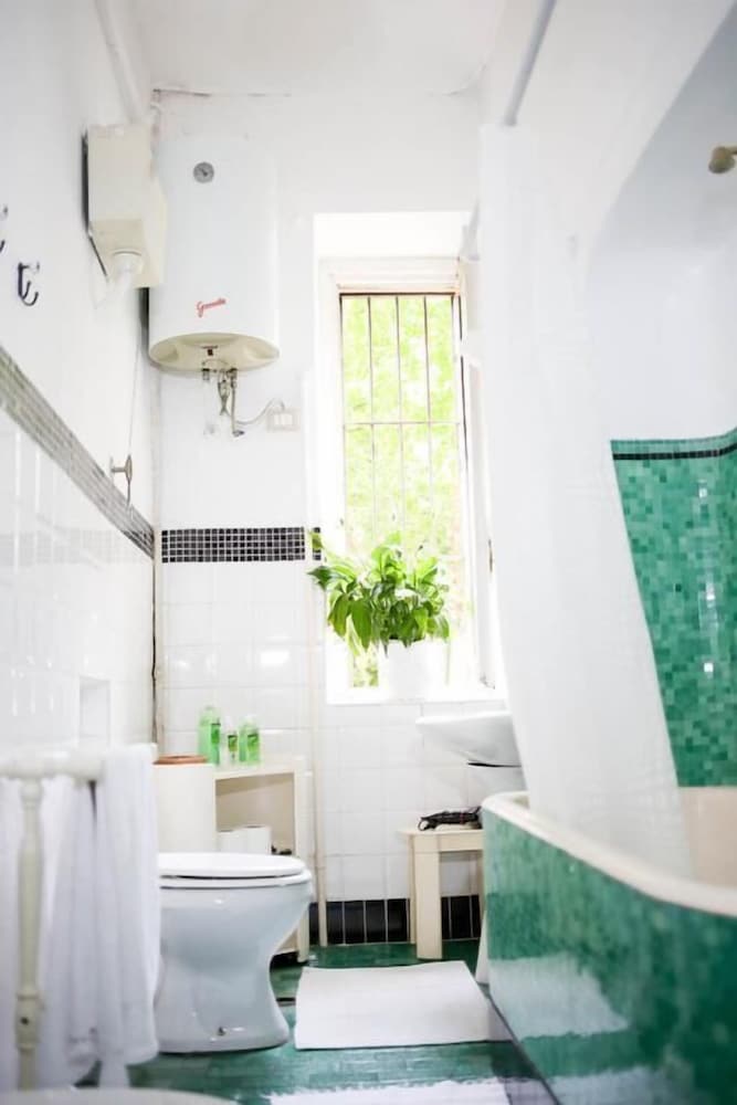 Riverside Torino en Turin — bathroom