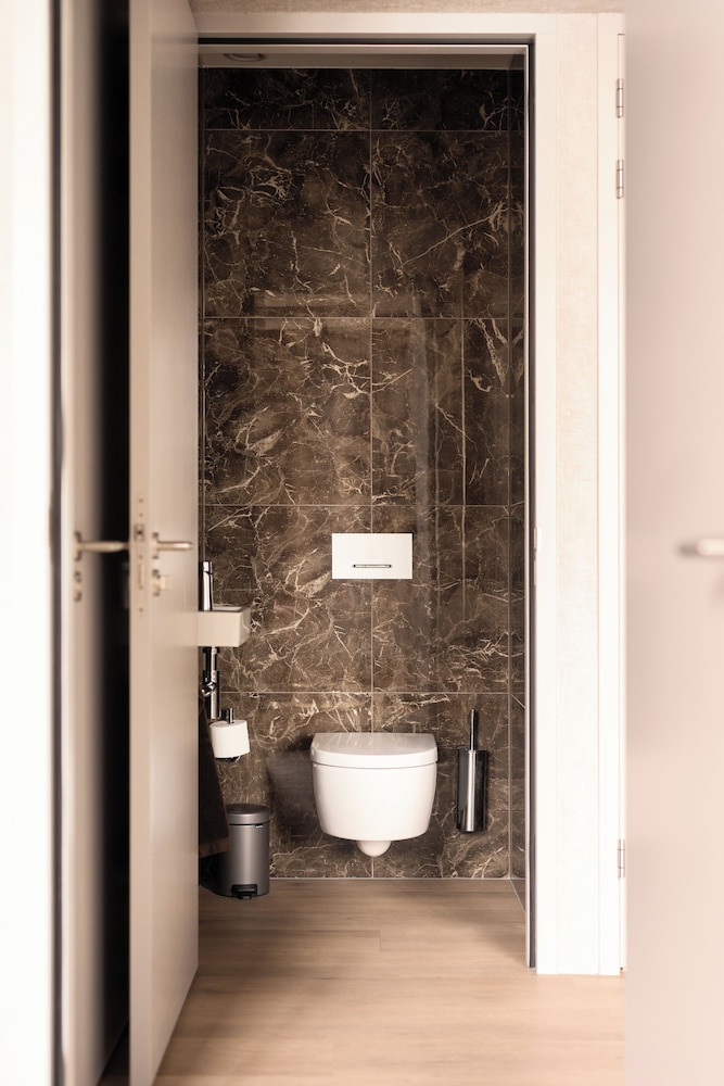 348 Suites Buitenhof Short Stay