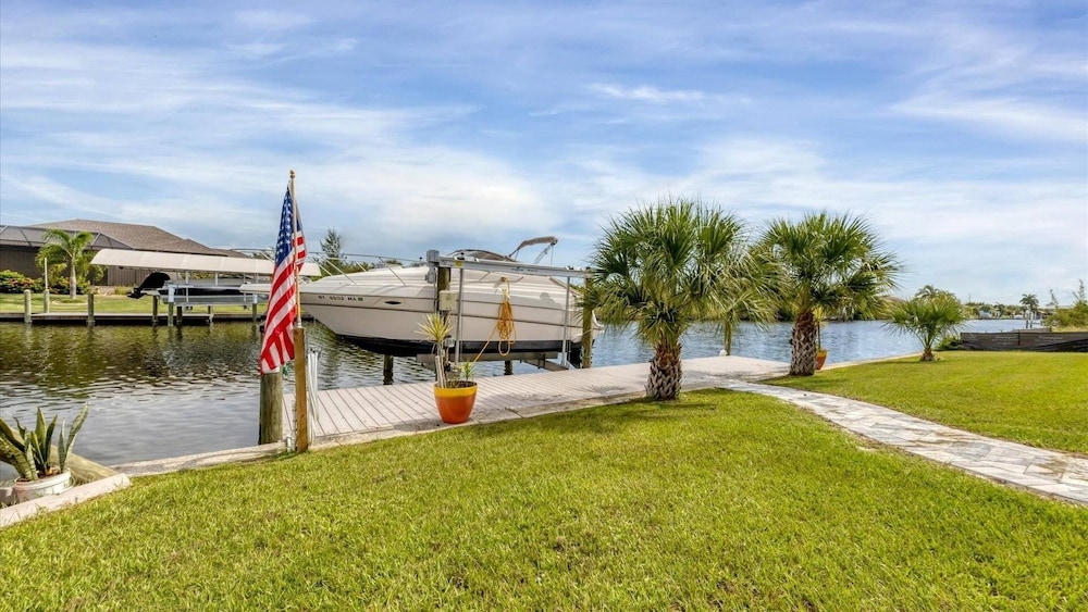 South Gulf Cove 3 Bedroom Canal Pool Home 3 Home