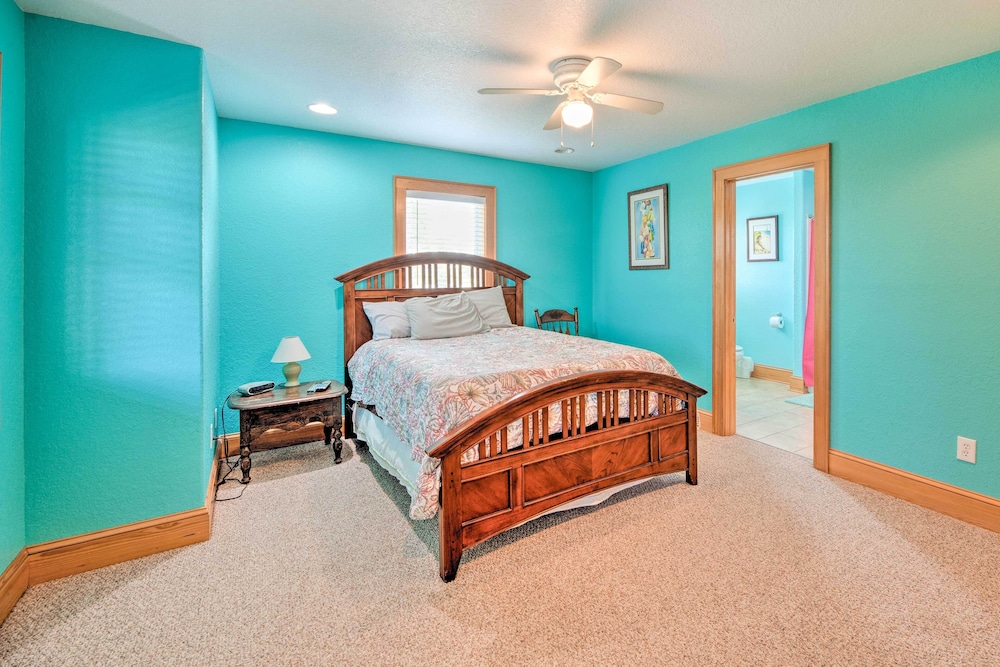 Quiet Hatteras Duplex With Decks ~ 1 Mile to Beach
