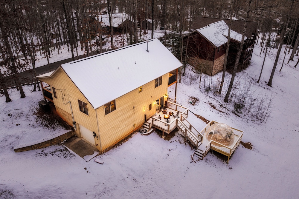 Moondance Cabin by Lightfoot Stays
