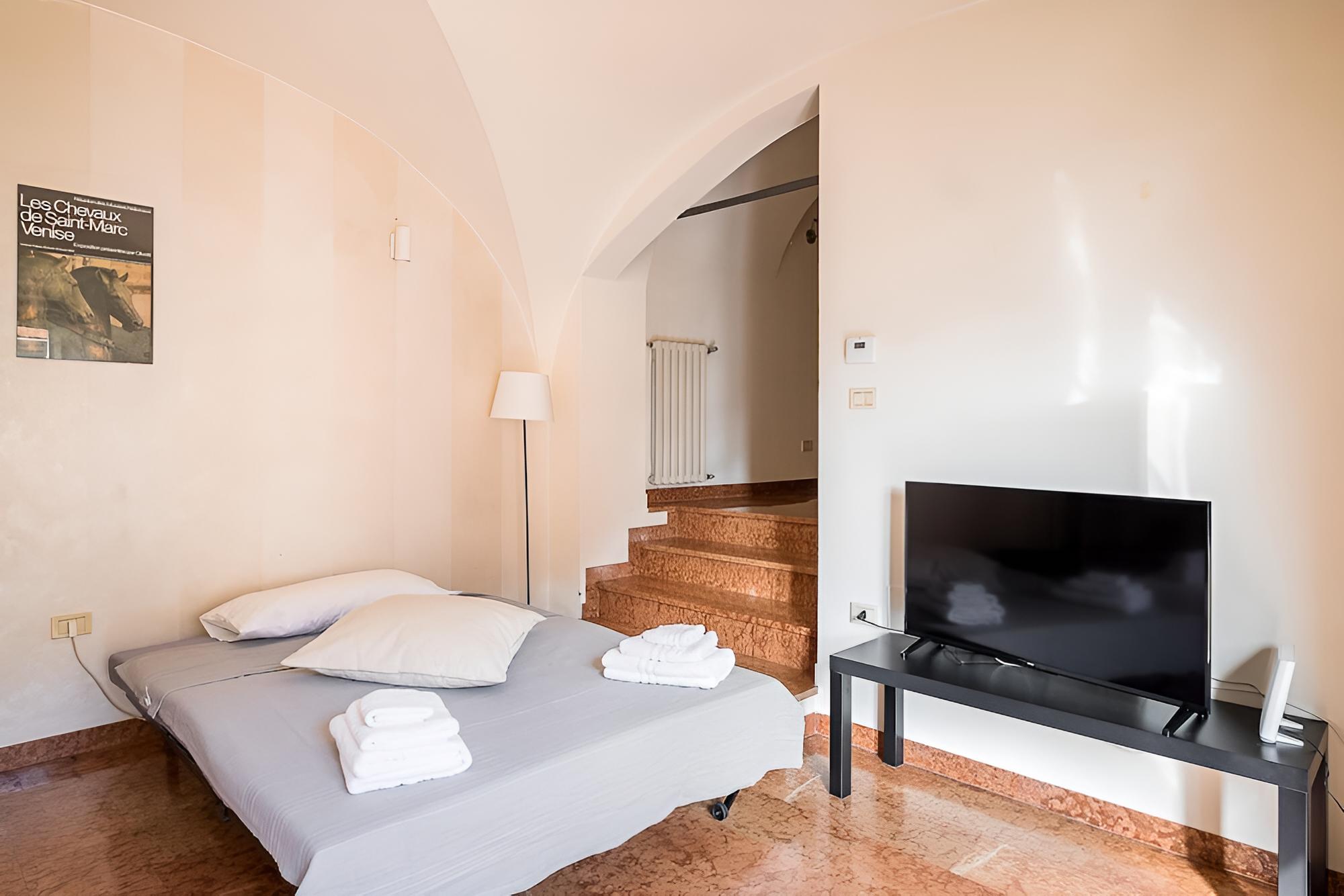Appartamento a due Passi Dalle Torri by Wonderful Italy photo 2