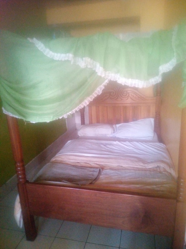 Tripple Arrow Guest House view 4
