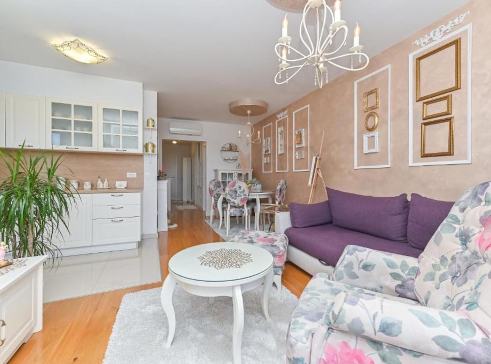 Apartment Hani 2