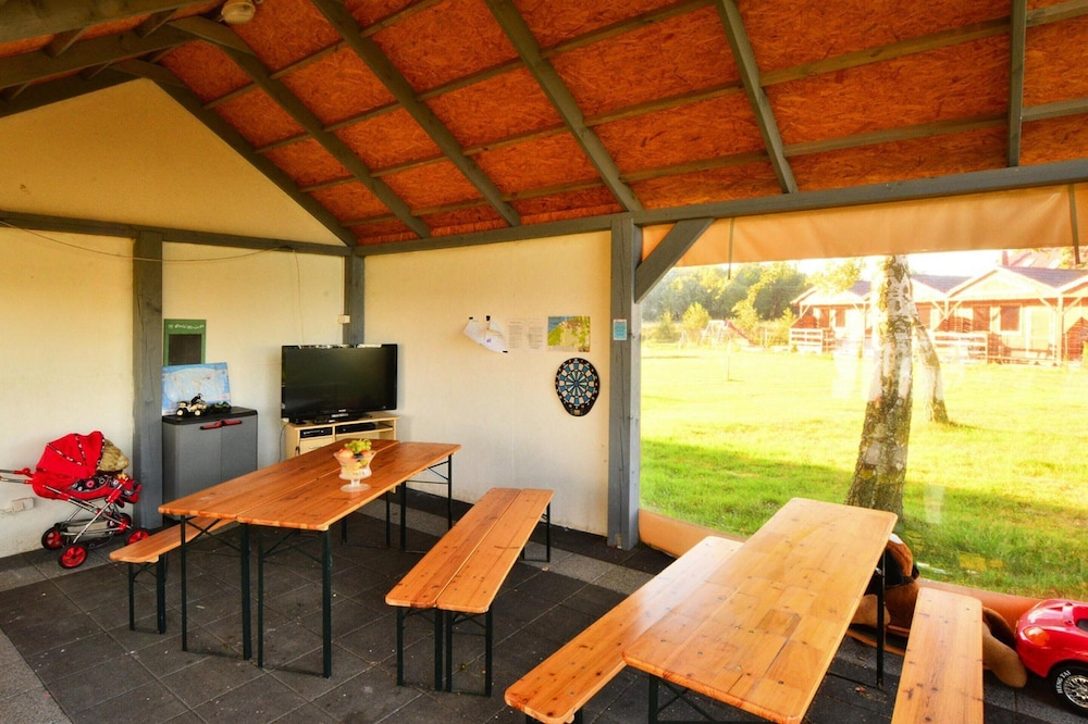 Bungalow in Jaroslawiec Near Tropicana Park