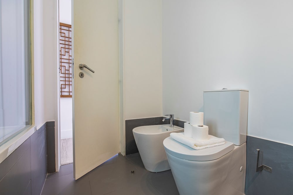 Ando Living - Abrantes 10 House