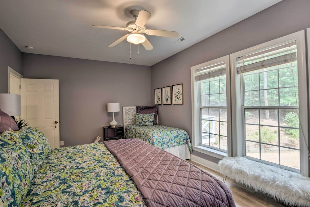 Spartanburg Vacations - Butterfly Creek Columbus Estate on 3 Acres! - Property Image 3