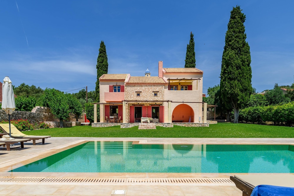Ionian Dreams Luxurious Country Villas view 5