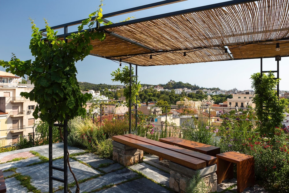 The Foundry Suites