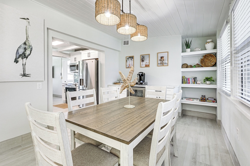 Steps to Englewood Beach: Home w/ Outdoor Oasis!
