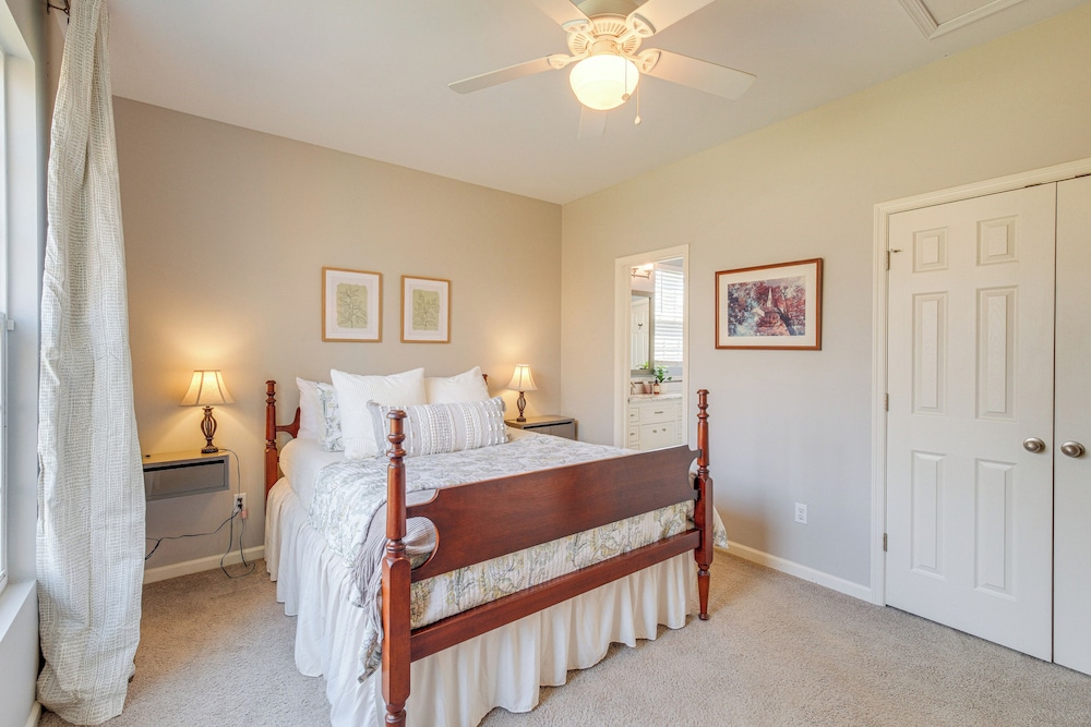 Private Deck & Views: Rural Virginia Escape
