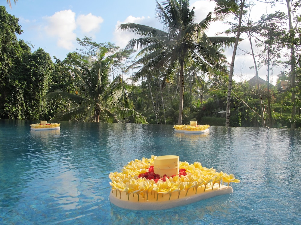 River Sakti Resort