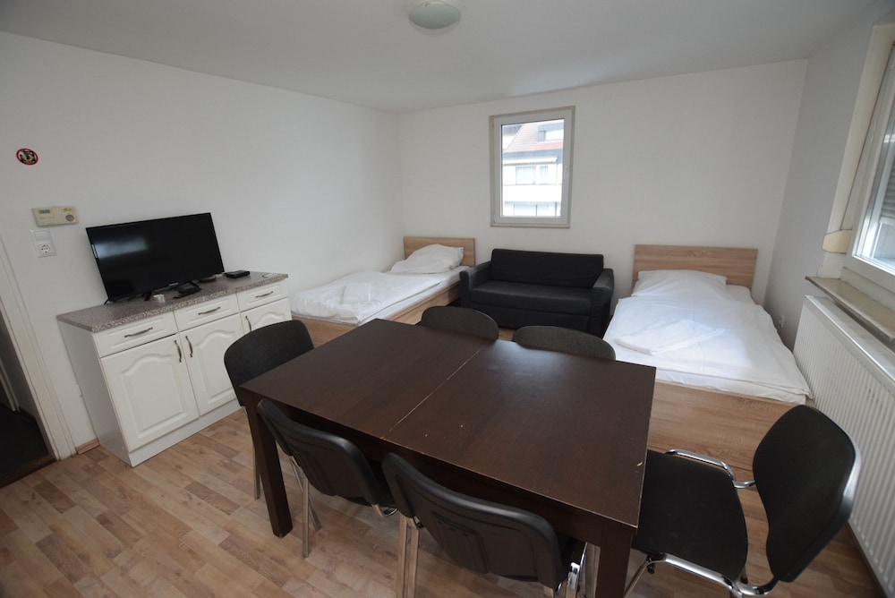 AB Apartment 15 en Stuttgart — hotel room