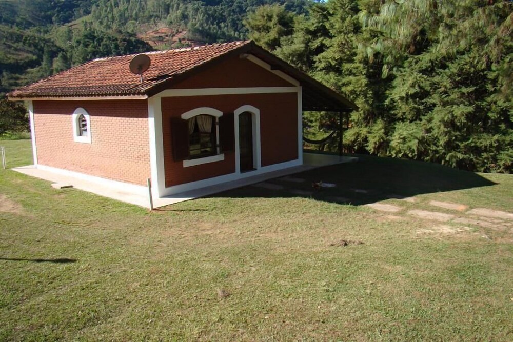 Hotel Refúgio Serra Negra - Image 1